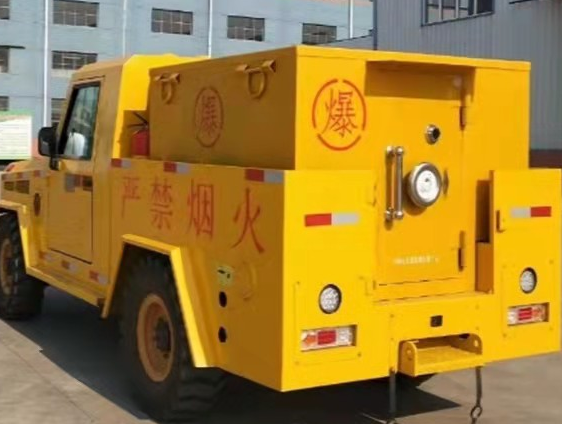 赣县凯龙爆破器材运输车：保障爆破任务的安全运行